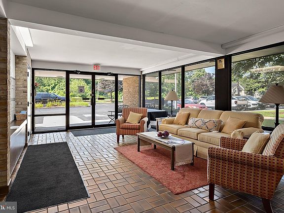 4th image of 227 Canal Park Dr Unit 305