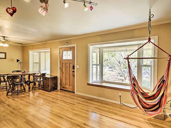5th image of 226 W Eaglewood Ave