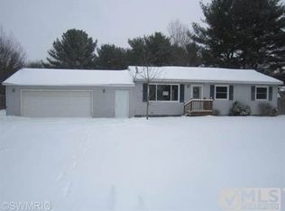 1262 Barlow St, Muskegon, MI 49442