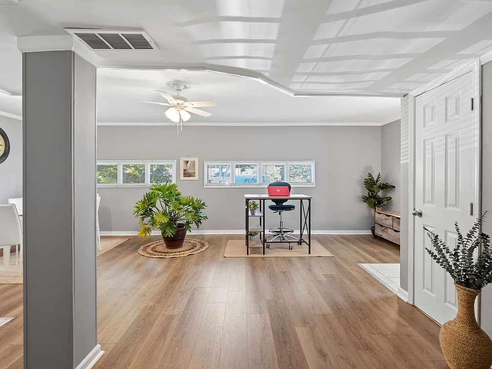 1st image of 2547 Shiloh Dr #1