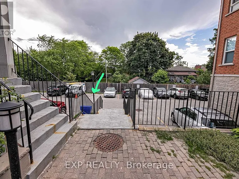 901 Kennedy Rd #8 — Photo 25