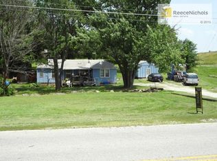 1204 NE Adams Dairy Rd, Blue Springs, MO 64014