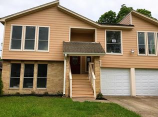 12915 Crystal Cove Dr, Houston, TX 77044