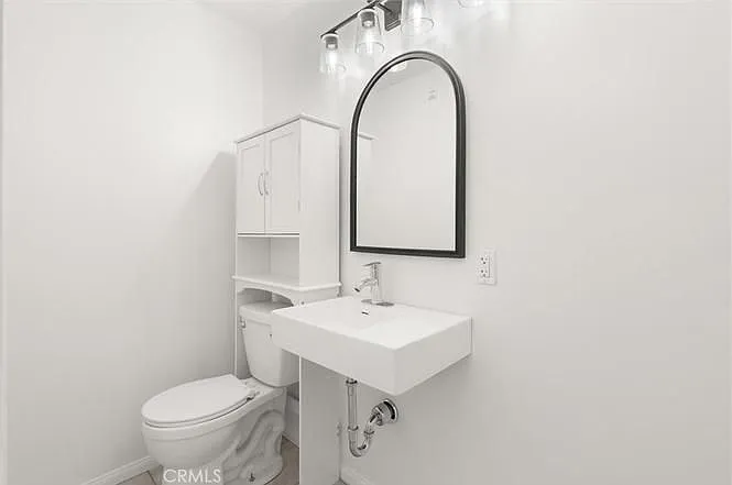 22025 Garston Ave — Photo 12