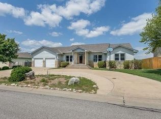 318 E La Mesa St, Derby, KS 67037