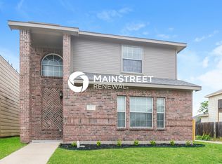 105 Callender Dr, Fort Worth, TX 76108