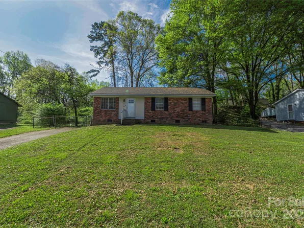 619 Center St, Gastonia, NC 28054
