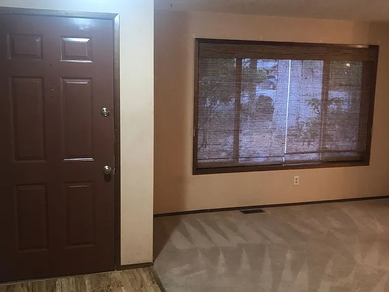21510 E Hideaway Ln — Photo 10