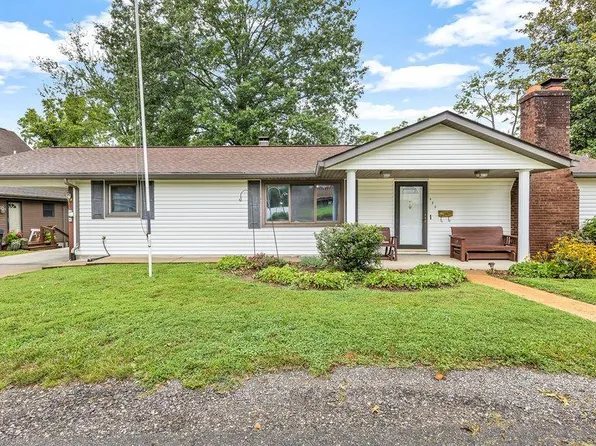 429 N Kaempf St, Columbia, IL 62236