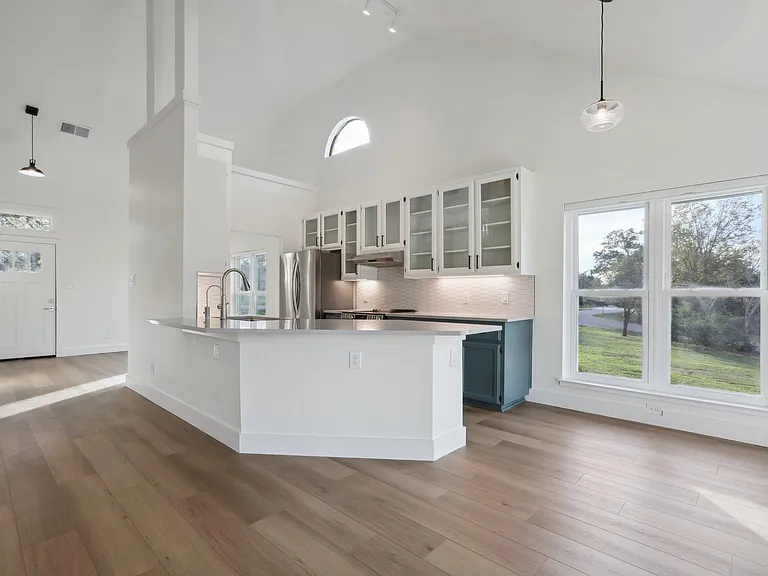 4 Concord Cir — Photo 10