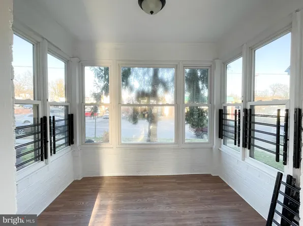 4212 Reisterstown Rd, Baltimore, MD 21215