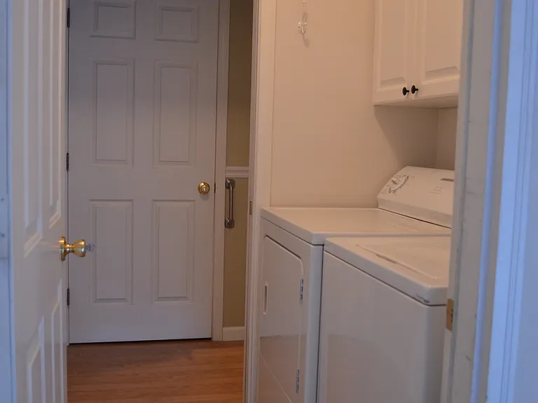13313 Wyndemere Cir — Photo 10