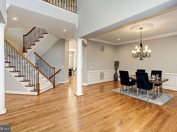5th image of 6193 Adeline Ct