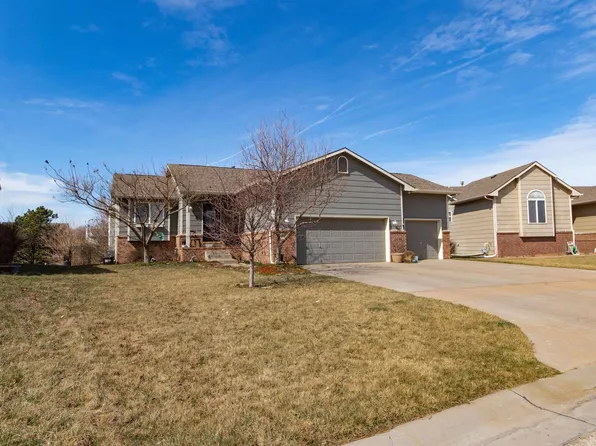 2113 S Golden Hills St, Wichita, KS 67209