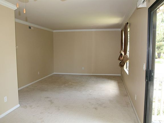 2nd image of 14990 Avenida Venusto Unit 40