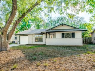 2502 Blue Jay Dr, Kirby, TX 78219