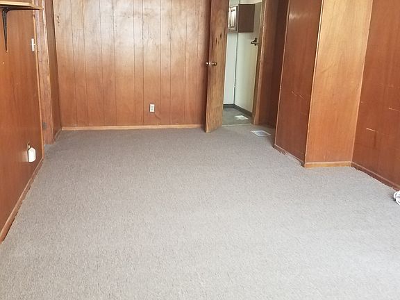 4th image of 1028 West Ave