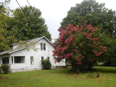 3217 Church St, Burns, TN, 37029