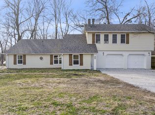 3545 S Mentor Ave, Springfield, MO 65804