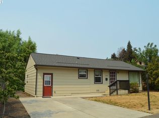 1544 A St, Springfield, OR 97477