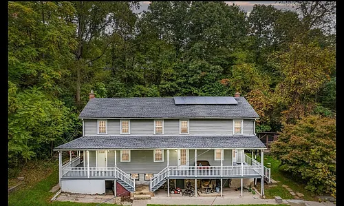 224 Coal St Photo 1