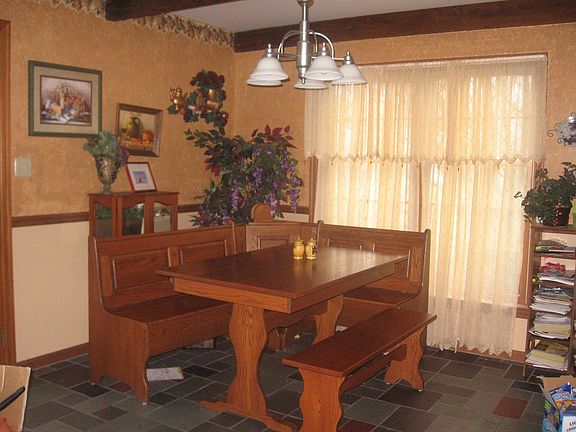 breakfast nook