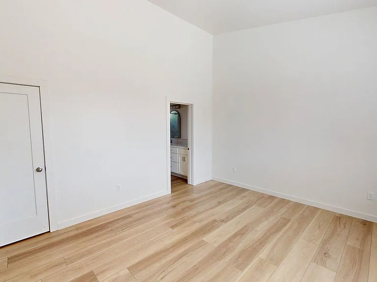 121 Glen Canyon Dr — Photo 8