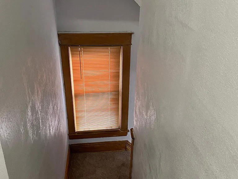 103 S Portland Ave — Photo 4