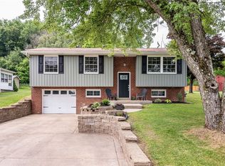220 Dolores Dr, Apollo, PA 15613