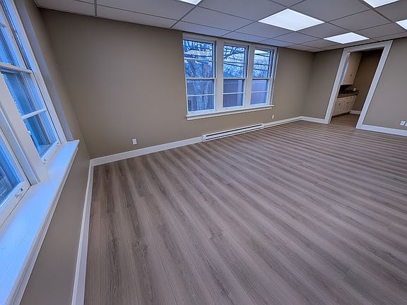 3rd image of 307 1st Ave E #24