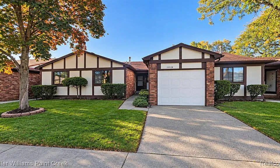 13528 Angela Dr