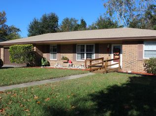 1678 Debbie Ln, Orange Park, FL 32073