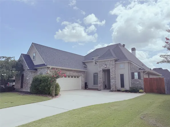 504 Linden Cir, Benton, LA 71006