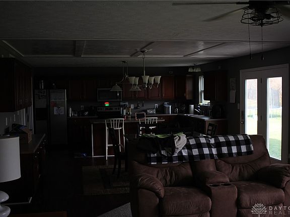 4th image of 1200 Kern Dr