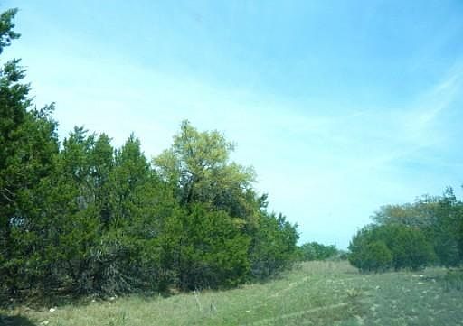 3rd image of 2376 E Us Highway 190
