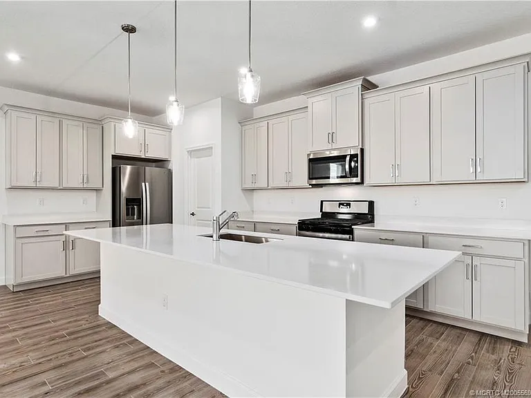 14143 SW Safi Ter — Photo 9