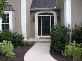 3rd image of 19305 Lane Tree Dr