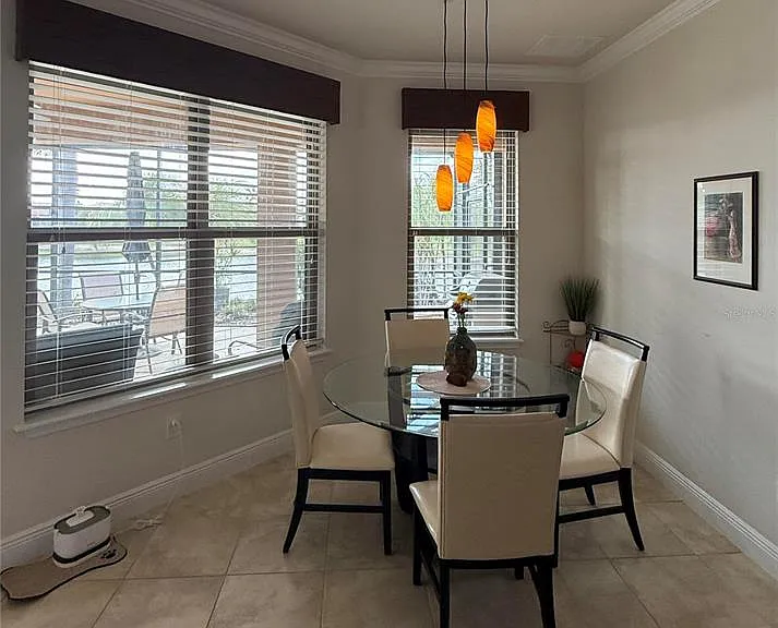 352 Laurel Falls Dr — Photo 20