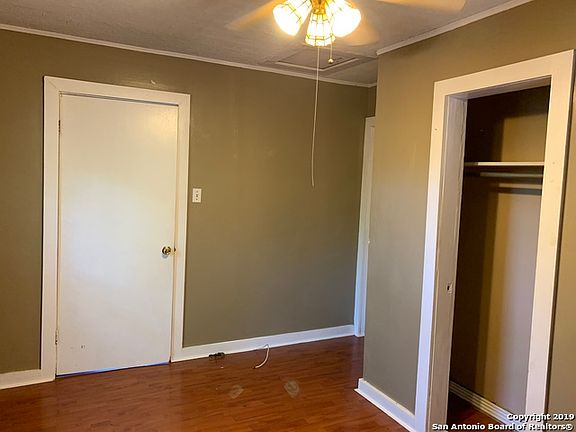 5th image of 3026 Morales St
