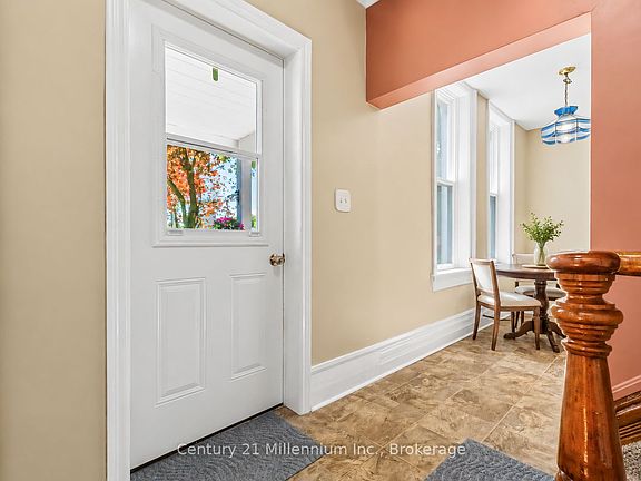 5th image of 26 Victoria Ave