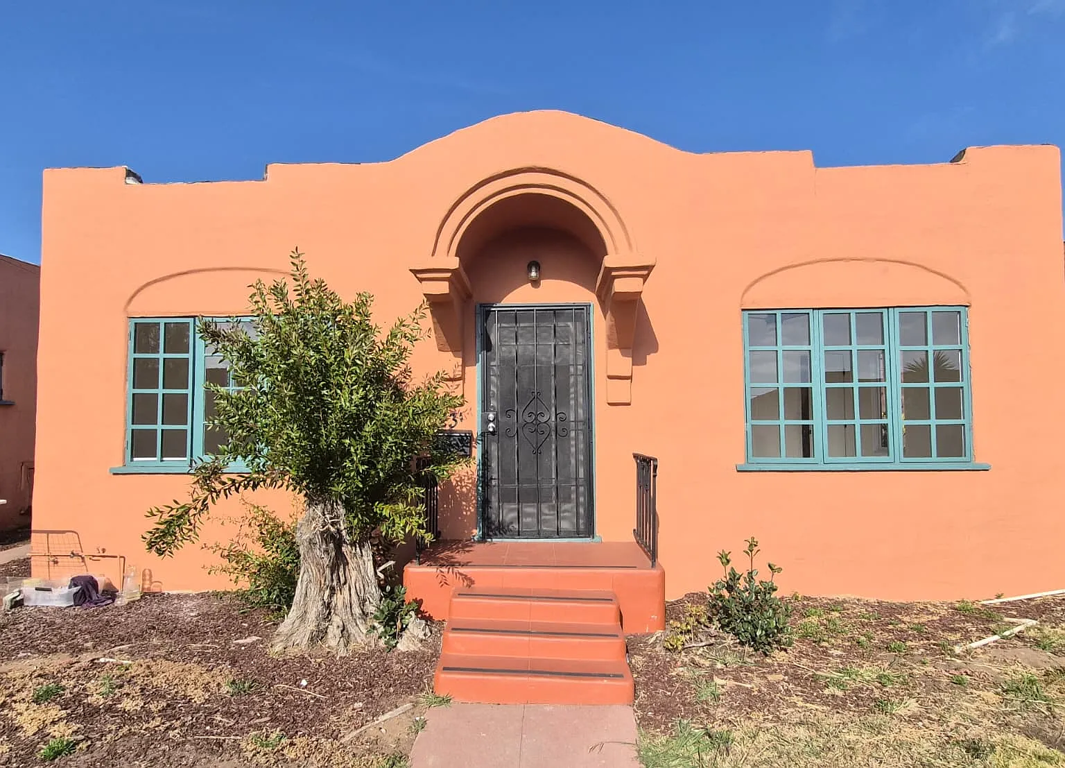 Sutter St, San Diego — Photo 1