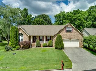 309 Saligugi Ln, Loudon, TN 37774