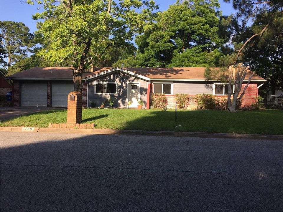 1st image of 1728 Heights Dr