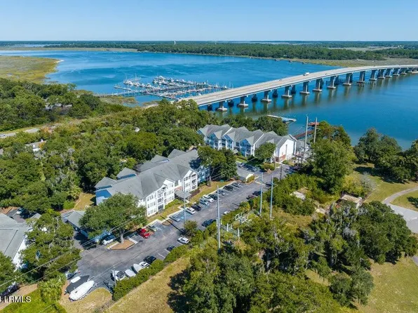 1231 Ladys Island Dr Unit 215, Port Royal, SC 29935