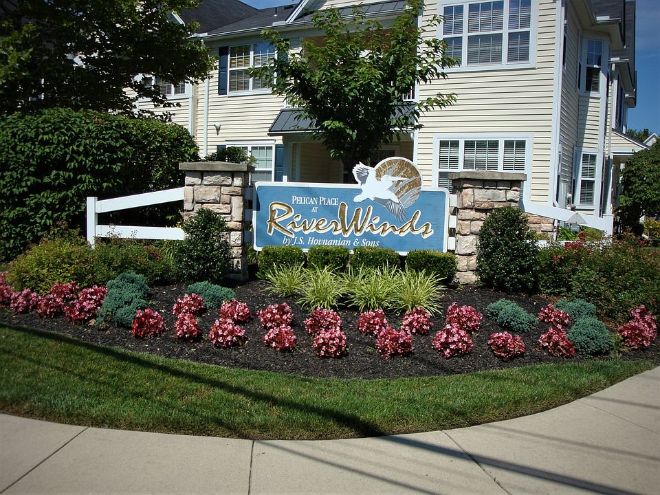 1st image of 26 Pelican Pl #26