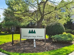 108 Hawthorne Ave, Park Ridge, NJ 07656