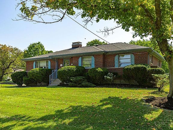 3rd image of 2661 Hummingbird Ct