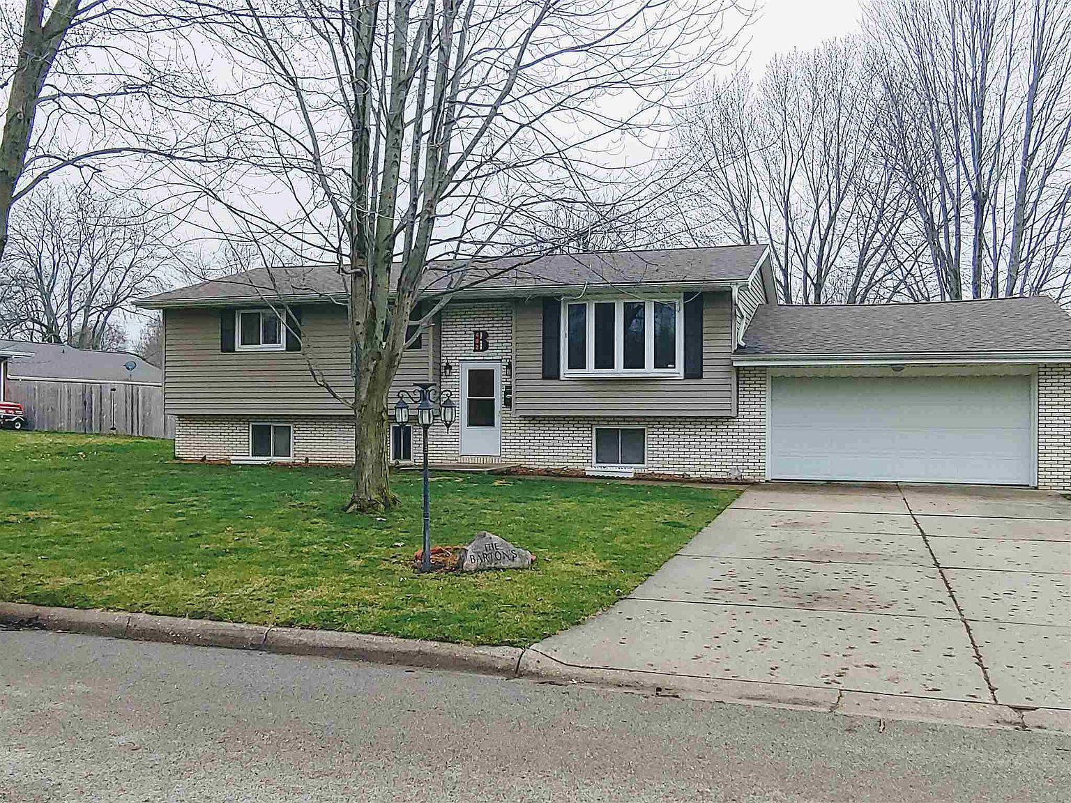 482 Idlewhile Dr, Farmington, IL 61531 Zillow