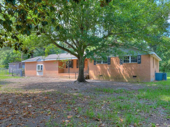 104 Rawls Mill Pond Rd, Wagener, SC 29164