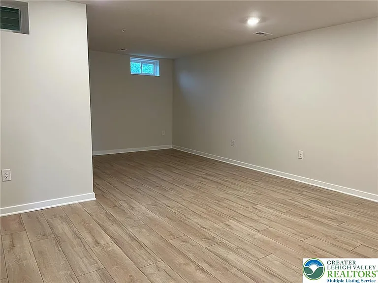 7620 Clayton Ave — Photo 19